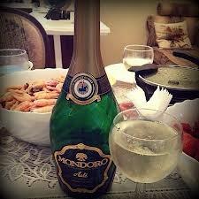 Champagne Mondoro - италианско вино от най-високо качество