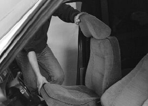 Сваляне и поставяне на предната седалка, ВАЗ-2115i-14i-13и