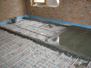 Дебелината на замазката на подово отопление вода - минималните и максималните