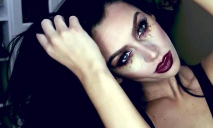 Vampire грим за Хелоуин (предна, лицева част) Vampire грим за Хелоуин