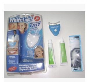 Бялата светлина комплект за избелване на зъбите
