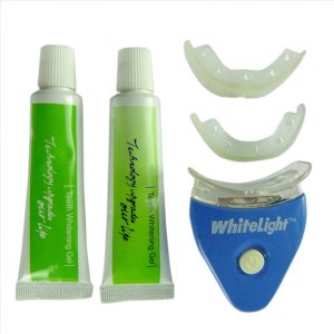 Бялата светлина комплект за избелване на зъбите