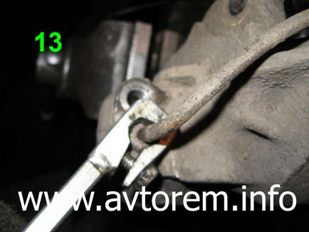 Подмяна на спирачните цилиндри на предните колела на автомобил ВАЗ-2101, ВАЗ-21011, ВАЗ-2102, ВАЗ-2103,