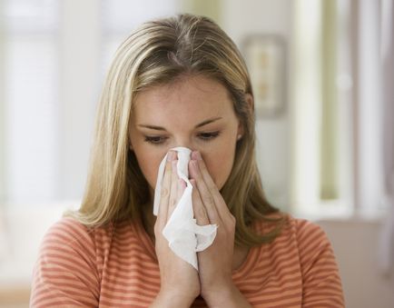 Алергии към домашен прах симптоми, лечение, особено при деца