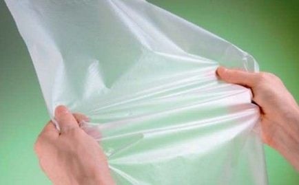 Как да лепило пластмасовото фолио у дома прав - лесно нещо