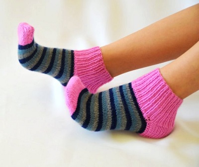 Как да плетат чорапи учат стъпка по стъпка да изпълнява работата