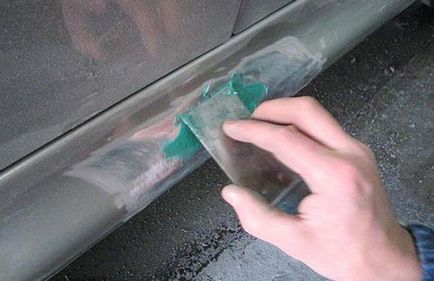Как да премахнете или боя чипове на машината и да се предотврати настъпването им в предния капак