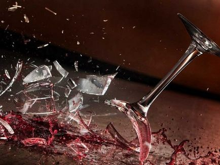 Какво бие плочи и други съдове в къщата на знаците (какво) Какво бие плочи и други съдове в знаците на жилищата