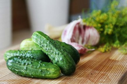 Солени краставици - рецепти за това как да се готви бързо солени краставички