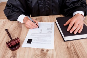 Обида в Интернет - една статия от Наказателния кодекс, наказанието и къде да се оплакват през 2017 г. (за да се оплаче) Обида в Интернет - една статия от Наказателния кодекс, наказанието и къде да се оплакват през 2017 г.