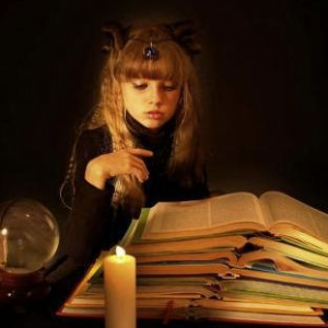 Spell любим човек по своя собствена (самостоятелно) Spell любим човек по своя собствена