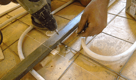 Наливане топли подови материали и технологии на работа