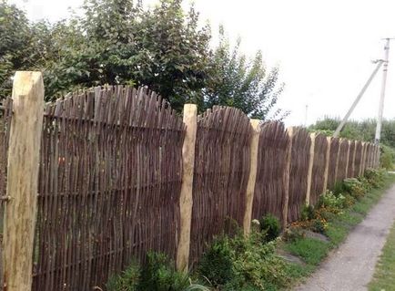 Какво плетената ограда