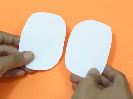 За да направите маска с ръцете си от хартия