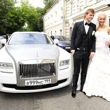 Олга Тарасов Buzova сватба