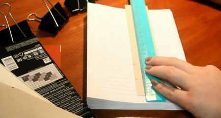 Notepad с ръцете си от А до Я (с ръце) Notepad с ръцете си от А до Я