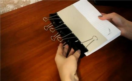 Notepad с ръцете си от А до Я (с ръце) Notepad с ръцете си от А до Я