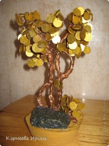 Дървета с пари на монети със собствените си ръце