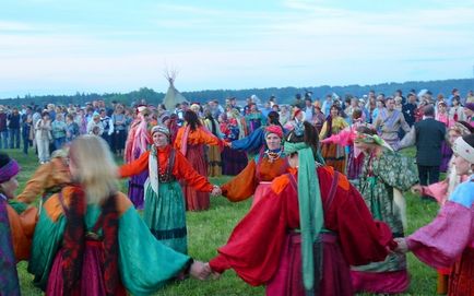 Какви са Коми, където те живеят, какво правят, какво вярват (Komi народи) Какви са Коми, където те живеят, какво правят, какво вярват