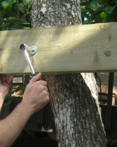 Как да се изгради къща на дърво