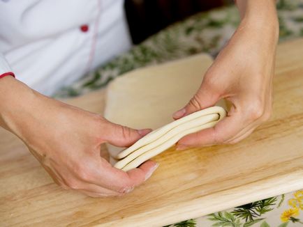 Как да се готви бутер тесто у дома - стъпка по стъпка рецепта