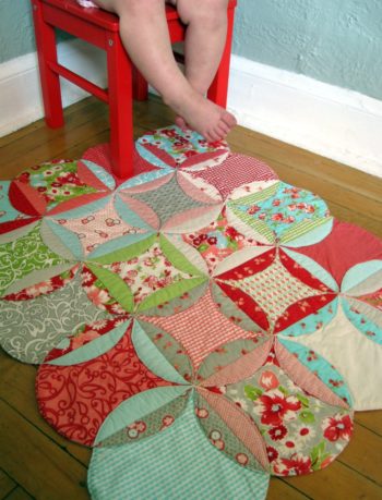 Как да шият смесица килим със собствените си ръце