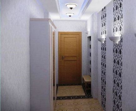 Комбинирането на тапета в снимката в коридора