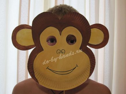 Маска на маймуната на хартия със собствените си ръце - стъпка по стъпка със снимки