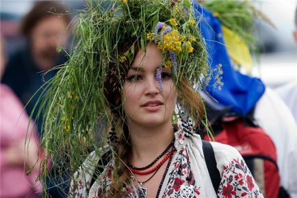 Троица 2015 как да украсят дома за празника (триединството) Троица 2015 как да украсят дома за празника