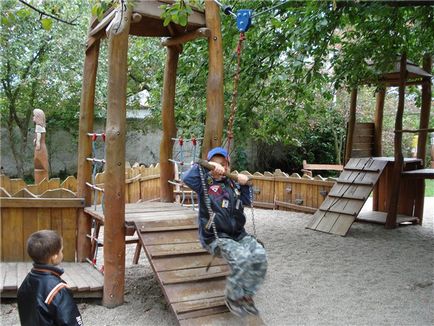 Playground (деца) игрище