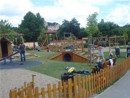 Playground (деца) игрище