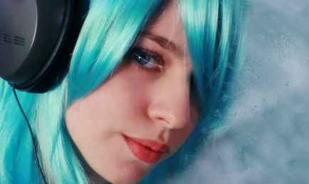 Blue коса - изключителна романтика обратно в модата (в синьо) Blue коса - изключителна романтика отново е на мода