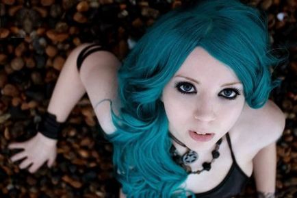 Blue коса - изключителна романтика обратно в модата (цвят на косата в синьо) Blue коса - изключителна романтика отново е на мода