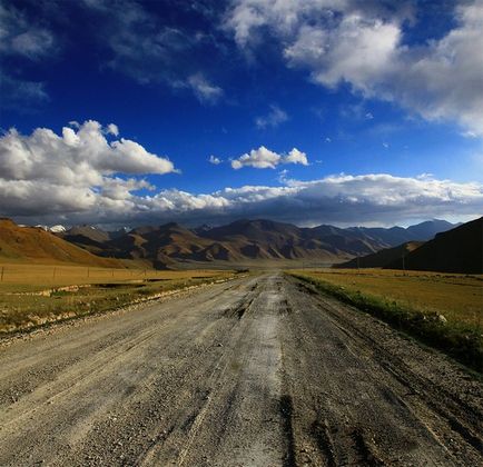Планините Тян Шян (в планините) Планините Тян Шян