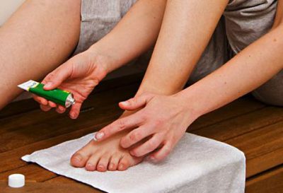 Как бързо да се отървете от гъбички на ноктите на краката си у дома народни средства