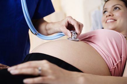 Колко често трябва да се движат на детето по време на бременност