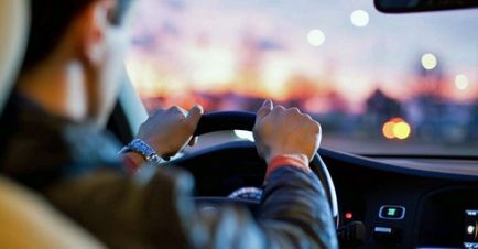 Как да управлява превозно средство с или без прихващане (задължително) Как да управлява превозно средство с или без прихващане