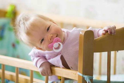 Как да се сложи бебето да спи бързо и лесно през цялата нощ