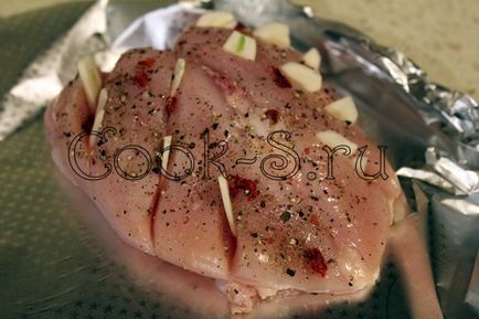 Пилешки гърди във фолио - стъпка по стъпка рецепта със снимки, пилешко месо