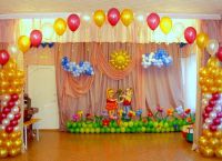 Декорация на залата на бала в детската градина