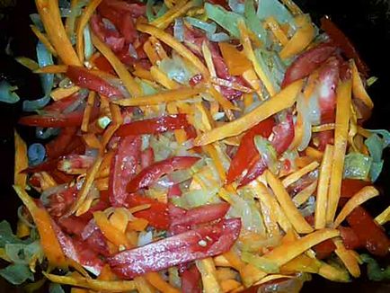 Зеленчукова яхния с картофи и тиквички - много вкусно рецепта
