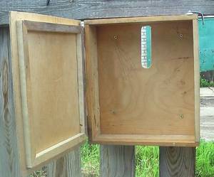 Пощенска кутия с ръцете си от различни материали в дърво, метал и други