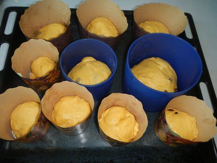 Лесна и вкусна Великден със стафиди в мляко - стъпка по стъпка рецепта със снимки как да се пекат Пасха у дома (рецепта) Лесна и вкусна Великден със стафиди в мляко - стъпка по стъпка рецепта със снимки как да се пекат Пасха у дома