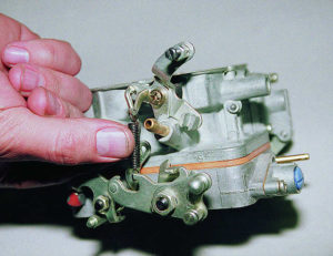 Ремонт карбуратор ВАЗ-2106 със собствените си ръце Videotutorial