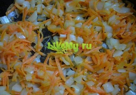 Рецепта вкусна растителни рагу с тиквички и картофи