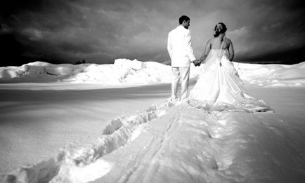 Сватбена фотосесия в зимни идеи, примери, подпори