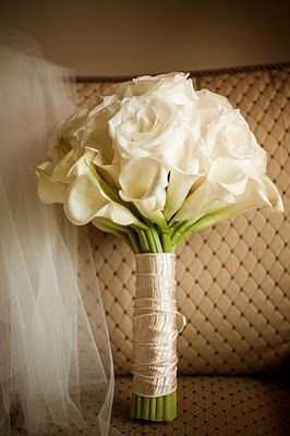 Сватбен букет от лилии, пулс мода