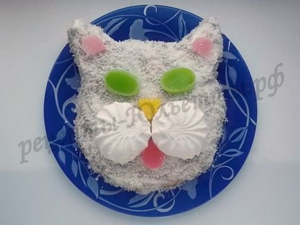 Торта във формата на котка