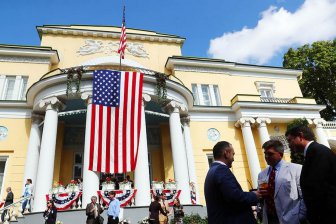 Валутна превръща какво да очакват от рублата и долара