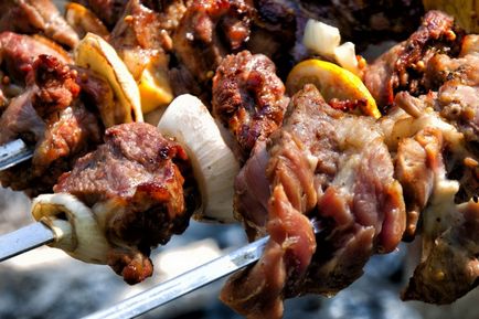 8 начина да бъде мариновани месо за шиш кебап